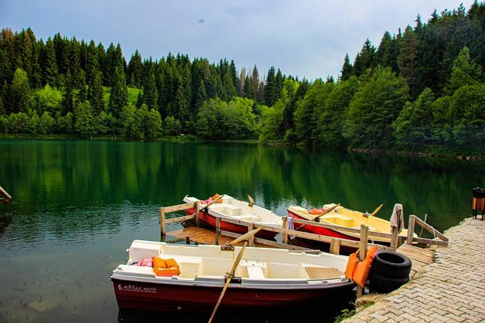 Karagöl muhteşem doğası ile masal diyarlarını andırıyor 6